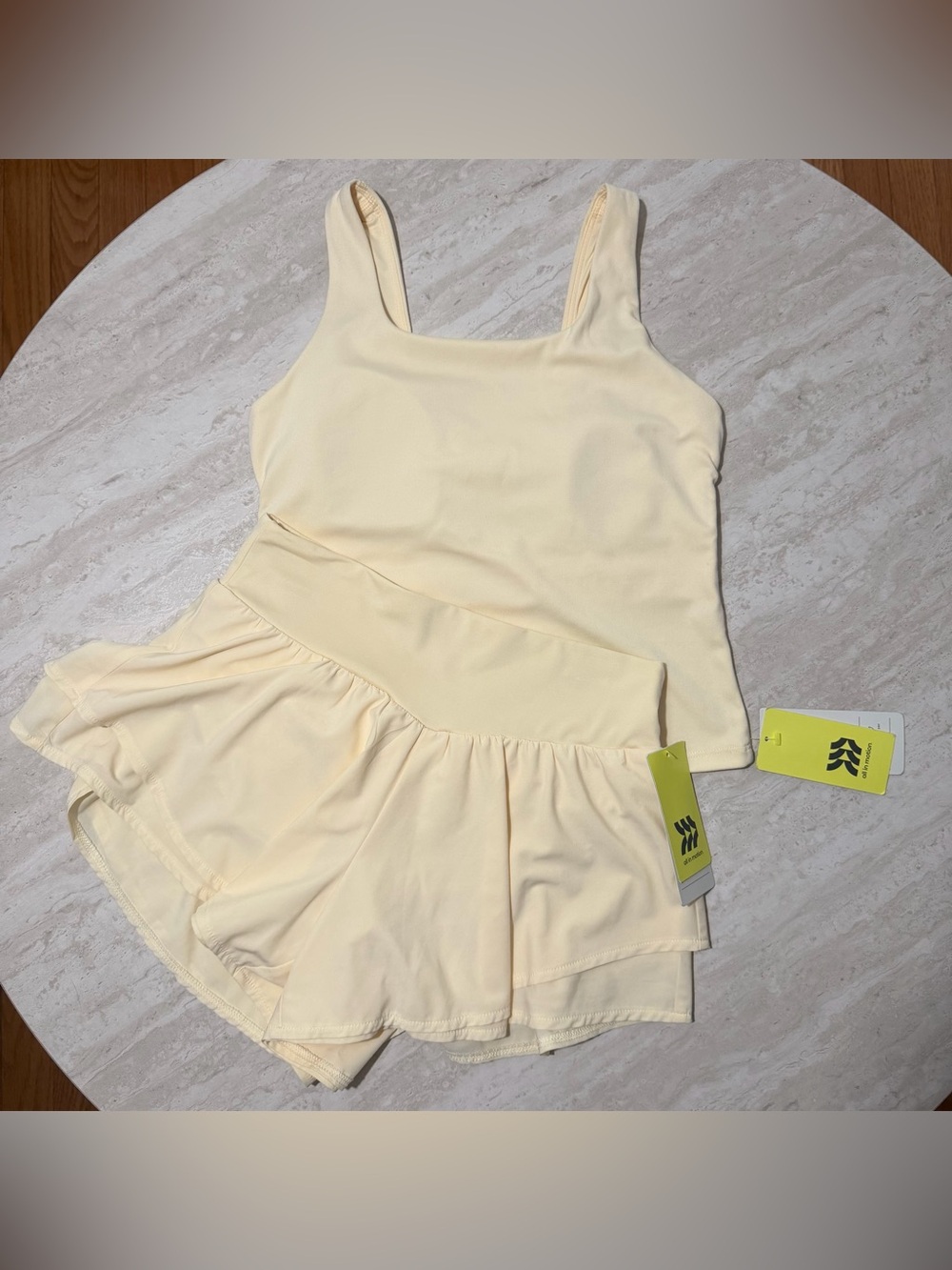 NWT All In Motion Big Girl 2 Piece Set *L (10-12).